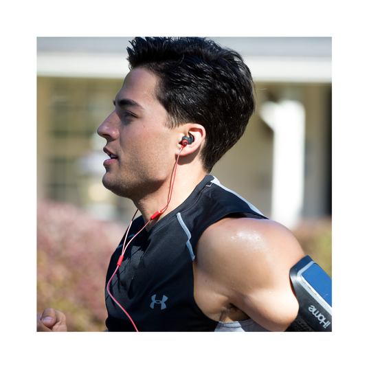 Reflect Mini - Teal - Lightweight, in-ear sport headphones - Detailshot 16