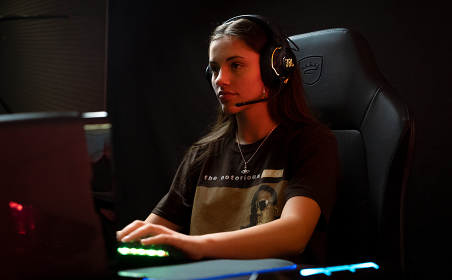 JBL Quantum 910 Wireless | Wireless over-ear performance gaming