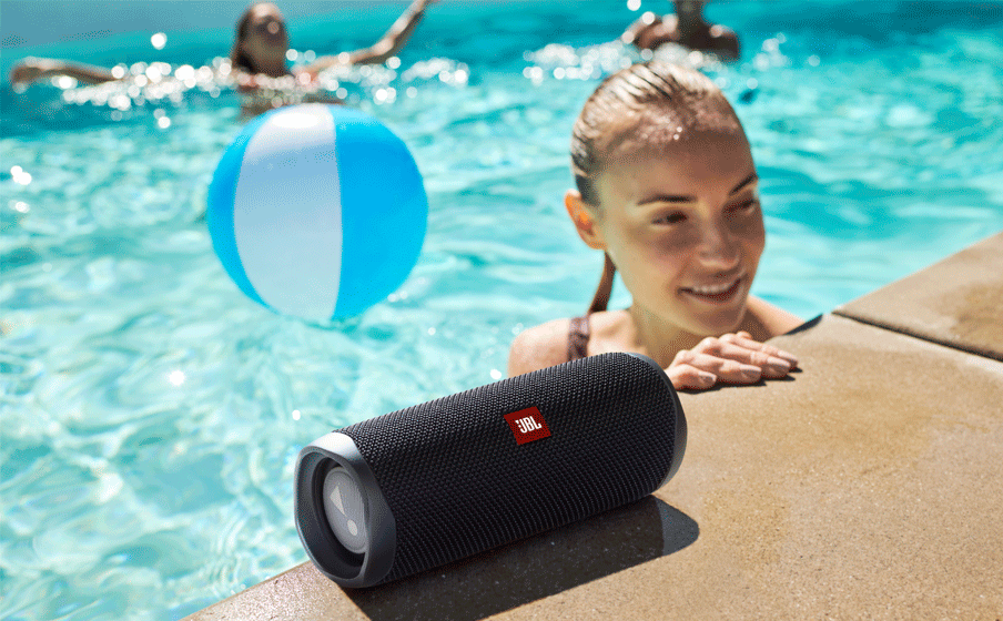 JBL FLIP 5 ワイヤレススピーカー ホワイト Amazon.com: JBL FLIP 5 Waterproof Portable Bluetooth Speaker