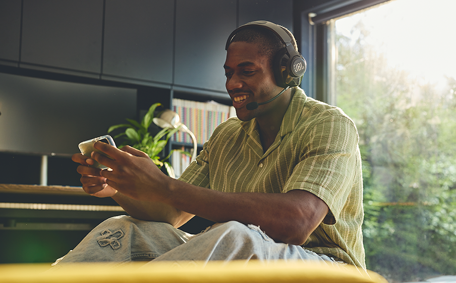 Make your voice heard—or not—with a detachable boom mic with mute feature