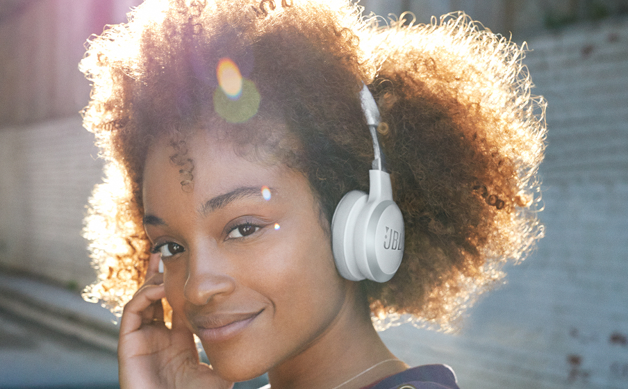 JBL Live 460NC | Wireless on-ear NC headphones