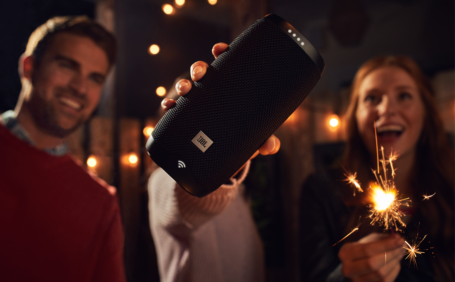 JBL Link 10 | Voice-activated portable speaker