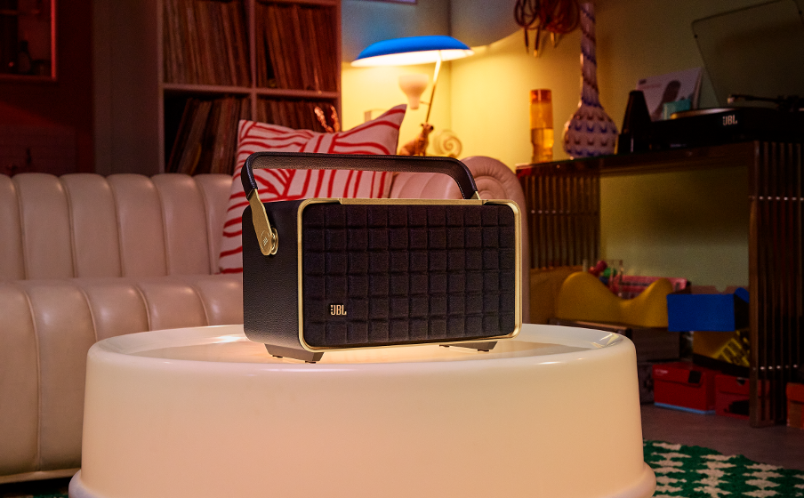 JBL Authentics 300 | Portable smart home speaker with Wi-Fi